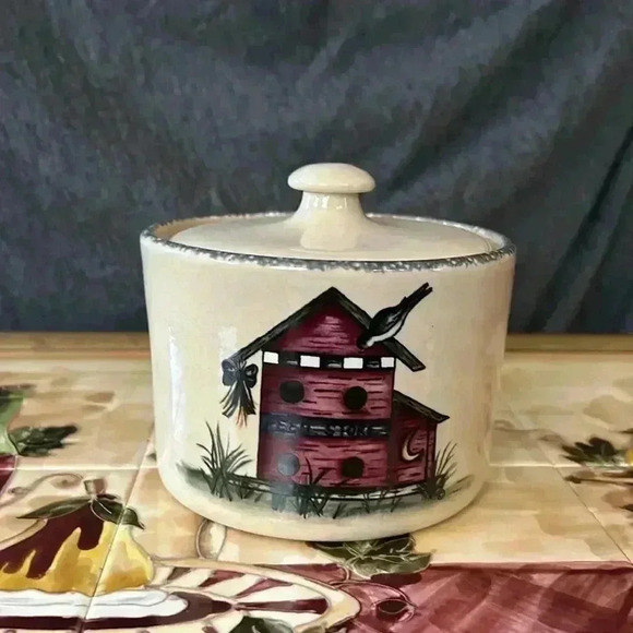 Home And Garden Stoneware Bird House Pattern - Picture 1 of 7